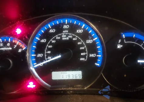 2011 Subaru Forester 2.5X Premium z USA, uszkodzony, nr VIN JF2SHADC3BH741356